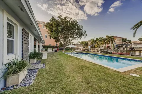 239 Conners Ave, Naples, FL 34108 photo 17