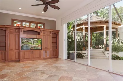6939 Greentree Dr, Naples, FL 34108 photo 6