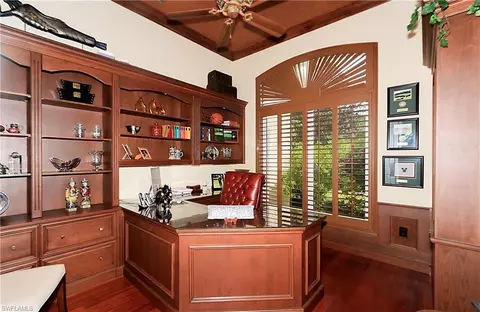 6939 Greentree Dr, Naples, FL 34108 photo 10