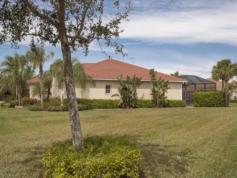 9041 Bronco Ct, Naples, FL 34113 photo 2