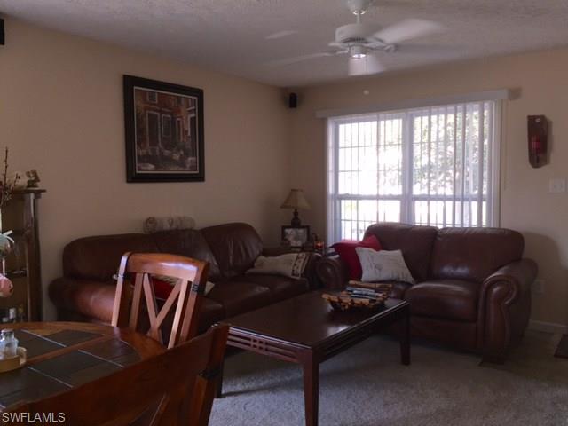 398 Leawood Cir, Naples, FL 34104 photo 4
