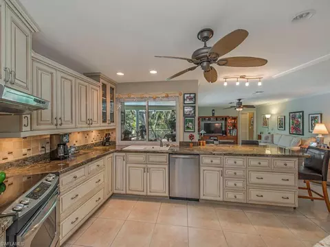 3063 Regatta Rd, Naples, FL 34103 photo 7