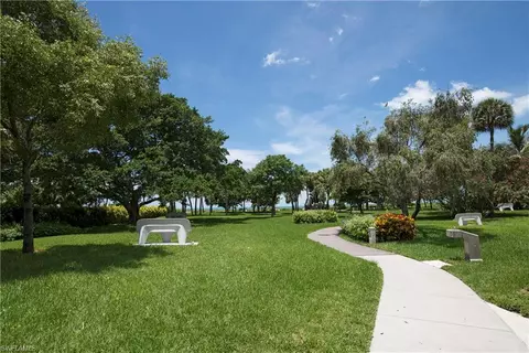 723 Willowhead Dr, Naples, FL 34103 photo 23