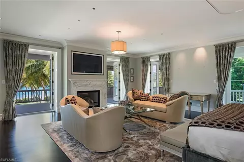 2500 Gordon Dr, Naples, FL 34102 photo 17
