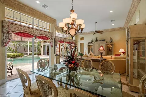 518 Eagle Creek Dr, Naples, FL 34113 photo 5