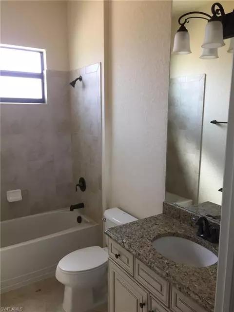 2947 Aviamar Cir, Naples, FL 34114 photo 4