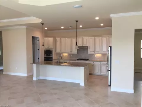 2947 Aviamar Cir, Naples, FL 34114 photo 7