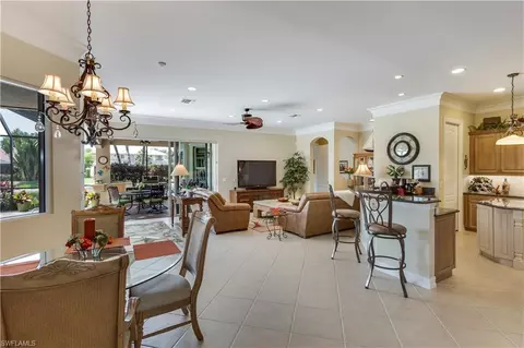 5115 Post Oak Ln, Naples, FL 34105 photo 9
