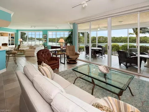 425 Dockside Dr #204, Naples, FL 34110 photo 1