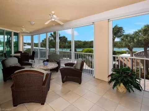 425 Dockside Dr #204, Naples, FL 34110 photo 4