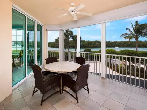 425 Dockside Dr #204, Naples, FL 34110 photo 5
