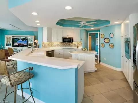 425 Dockside Dr #204, Naples, FL 34110 photo 11