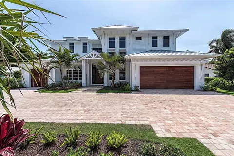 2525 Crayton Rd, Naples, FL 34103 photo 1