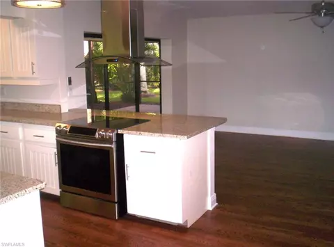 3043 Round Table Ct, Naples, FL 34112 photo 8