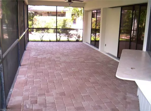 3043 Round Table Ct, Naples, FL 34112 photo 14