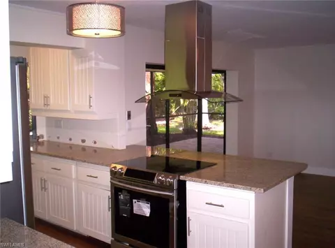 3043 Round Table Ct, Naples, FL 34112 photo 7