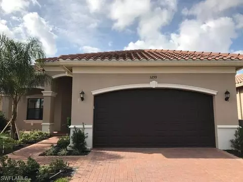3299 Pacific Dr, Naples, FL 34119 photo 1