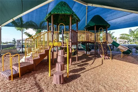 3299 Pacific Dr, Naples, FL 34119 photo 20