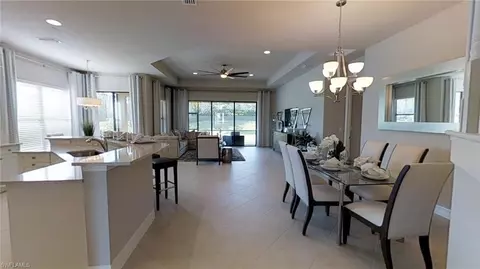 3283 Pacific Dr, Naples, FL 34119 photo 3
