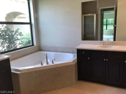 3287 Pacific Dr, Naples, FL 34119 photo 5