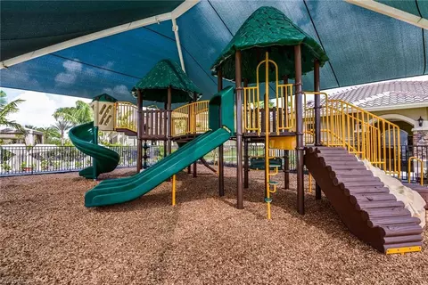 3287 Pacific Dr, Naples, FL 34119 photo 17
