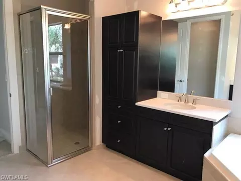 3287 Pacific Dr, Naples, FL 34119 photo 4