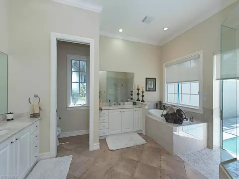 8496 Mallards Pt, Naples, FL 34114 photo 9