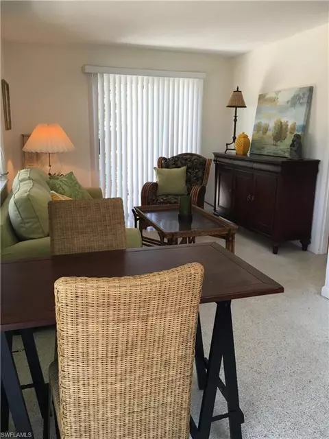 1070 11th St N, Naples, FL 34102 photo 8