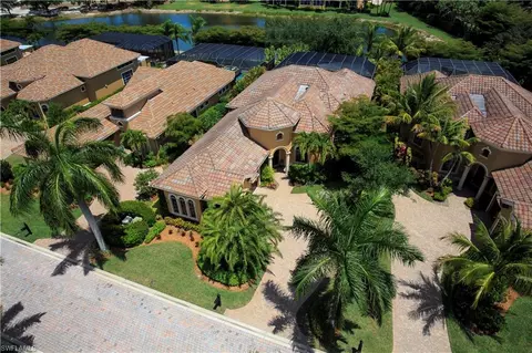 14806 Bellezza Ln, Naples, FL 34110 photo 2