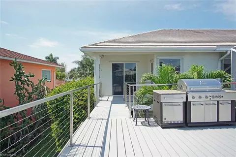 405 Pine Ave, Naples, FL 34108 photo 20