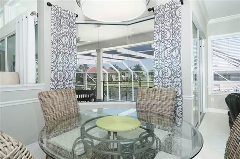 405 Pine Ave, Naples, FL 34108 photo 11
