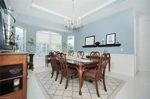 405 Pine Ave, Naples, FL 34108 photo 9