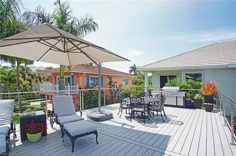 405 Pine Ave, Naples, FL 34108 photo 21