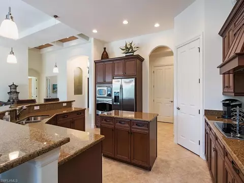 7448 Byrons Way, Naples, FL 34113 photo 7