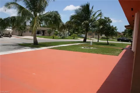 450 W 36th Pl, Hialeah, FL 33012 photo 6
