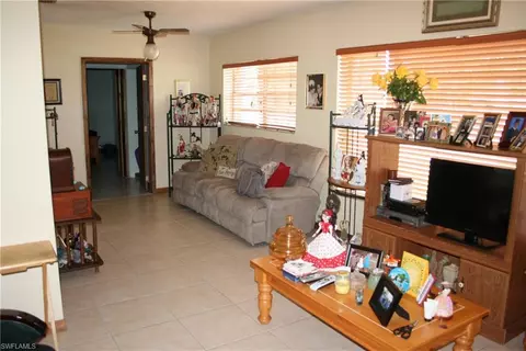 450 W 36th Pl, Hialeah, FL 33012 photo 9