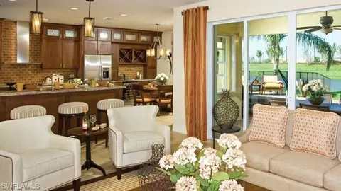 3291 Pacific Dr, Naples, FL 34119 photo 2