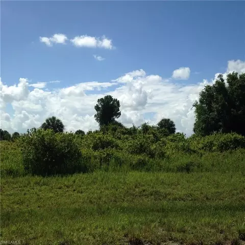 8041 Olive Cir, Labelle, FL 33935 photo 1