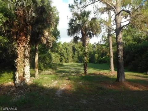 2571 Santa Barbara Blvd, Naples, FL 34116 photo 2
