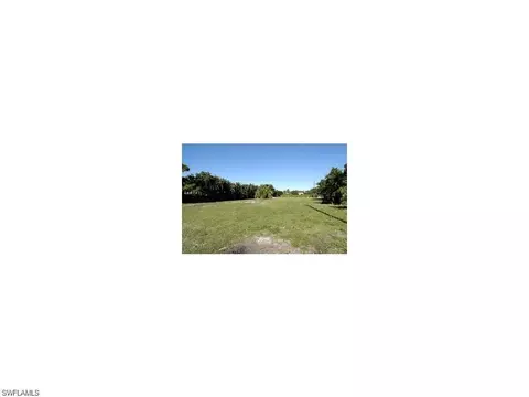 695 3rd St N, Naples, FL 34102 photo 11