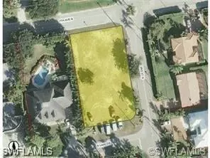 695 3rd St N, Naples, FL 34102 photo 2
