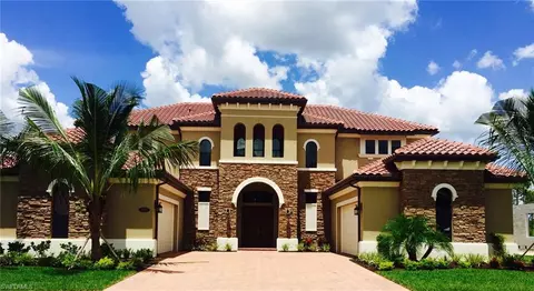 1534 Mockingbird Dr, Naples, FL 34120 photo 1