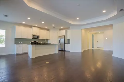 3684 Canopy Cir, Naples, FL 34120 photo 4