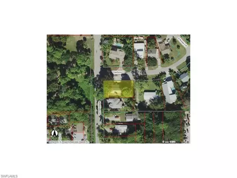1371 Shadowlawn Dr, Naples, FL 34104 photo 2