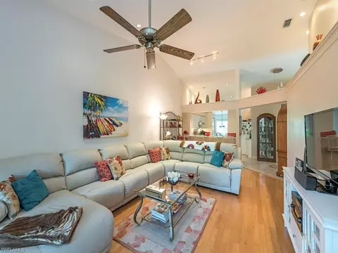 1827 Crown Pointe Blvd, Naples, FL 34112 photo 3