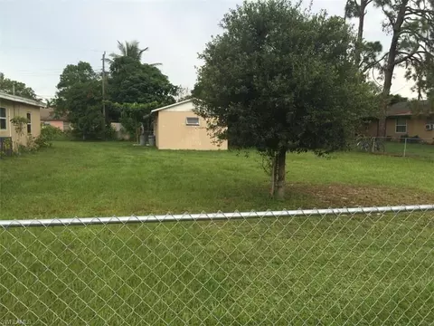 5229 Mccarty St, Naples, FL 34113 photo 2