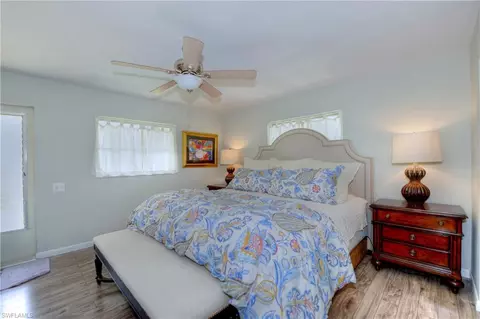 564 109th Ave N, Naples, FL 34108 photo 10
