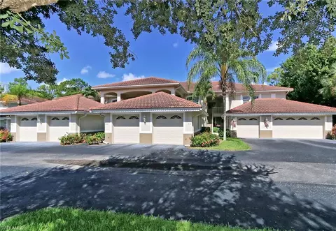 8085 Celeste Dr #821, Naples, FL 34113 photo 1