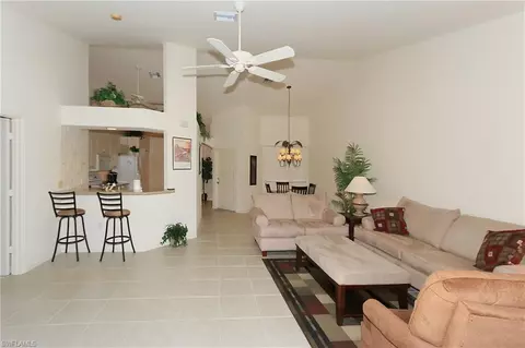 8085 Celeste Dr #821, Naples, FL 34113 photo 4