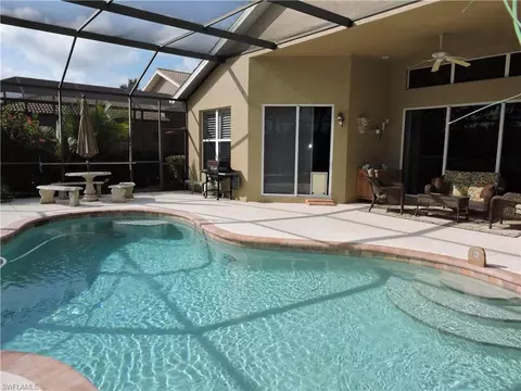 4794 Cerromar Dr, Naples, FL 34112 photo 3